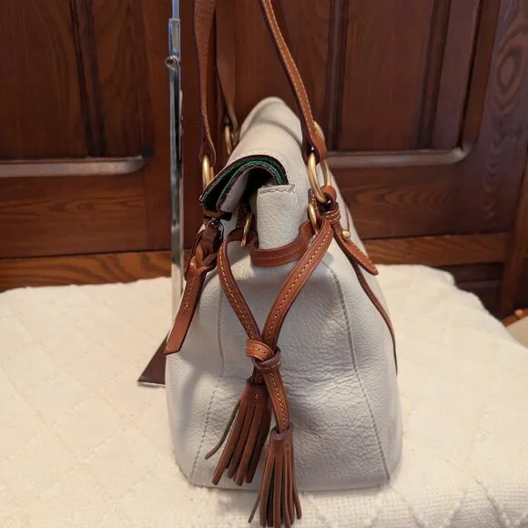 Vintage Dooney & Bourke Chalk/White Florentine Smith Bag - Picture 5 of 12